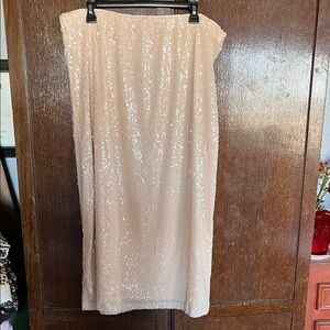 LC Lauren Conrad Sparkling Cream Pencil Skirt